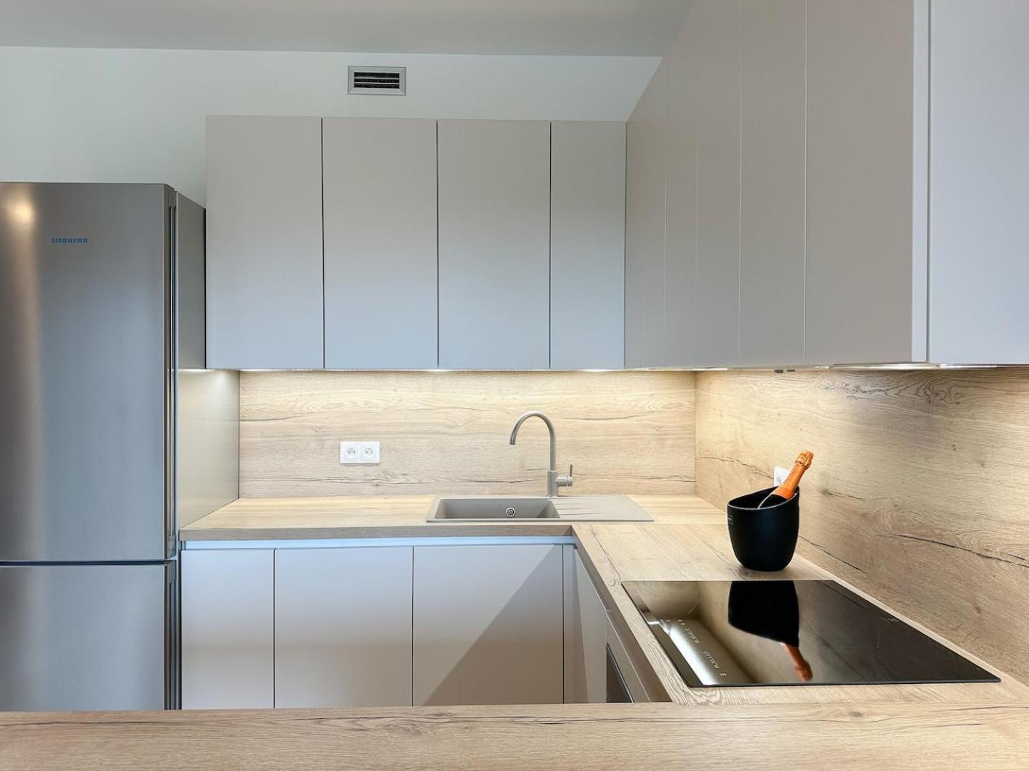 Real Living By Refa Balcony Retreat 75 * Prague